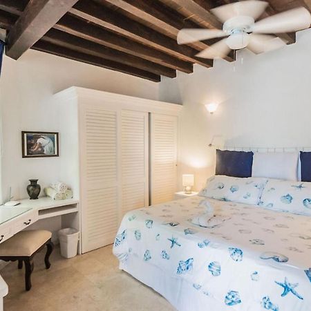 Royal Palms By Bvr Apartment Плая дел Кармен Екстериор снимка