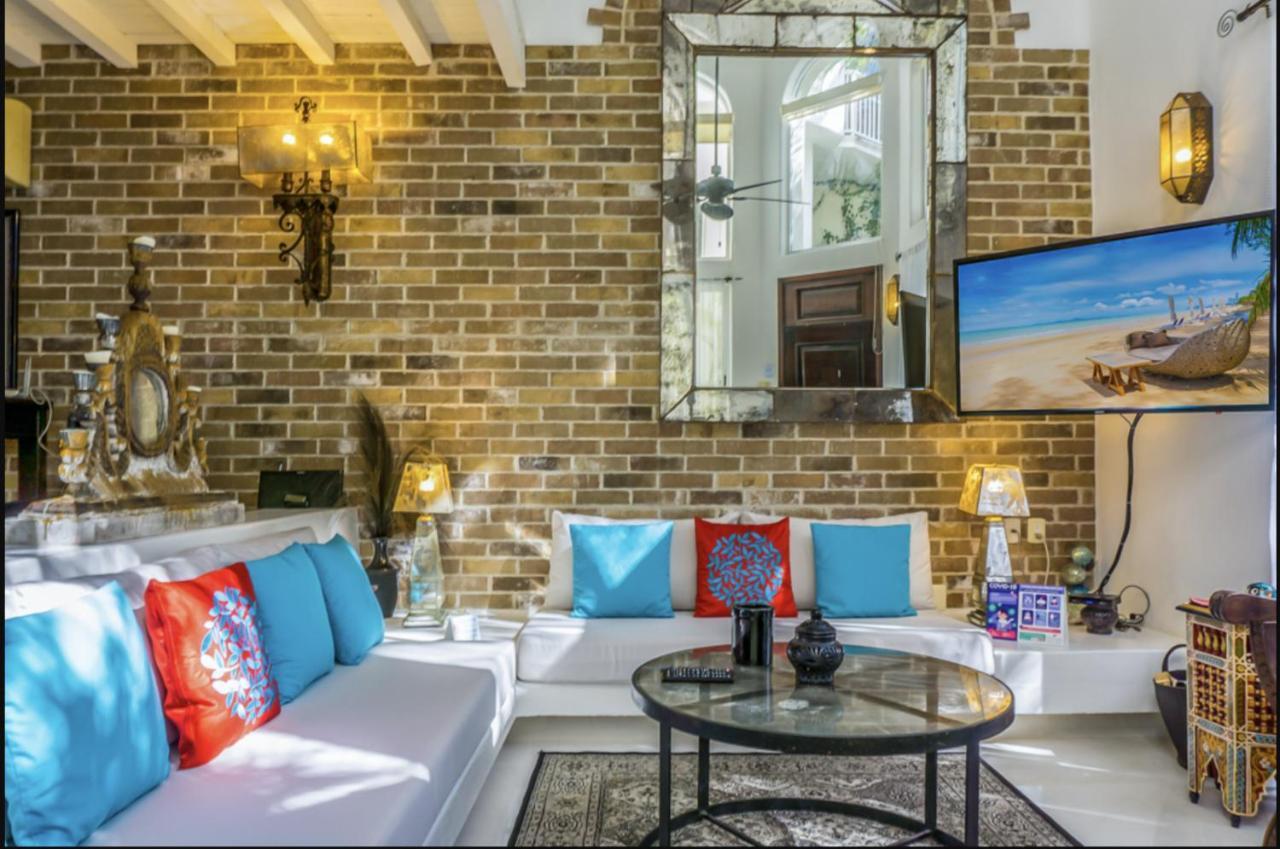 Royal Palms By Bvr Apartment Плая дел Кармен Екстериор снимка