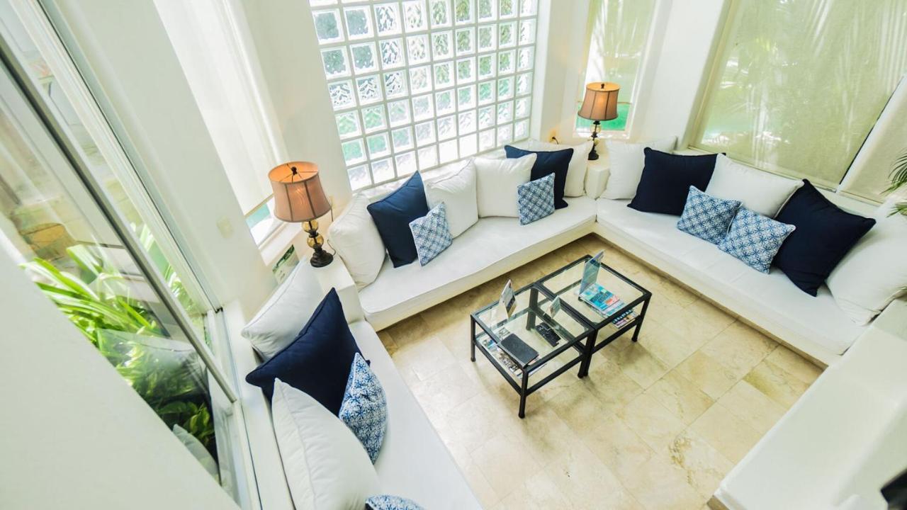 Royal Palms By Bvr Apartment Плая дел Кармен Екстериор снимка