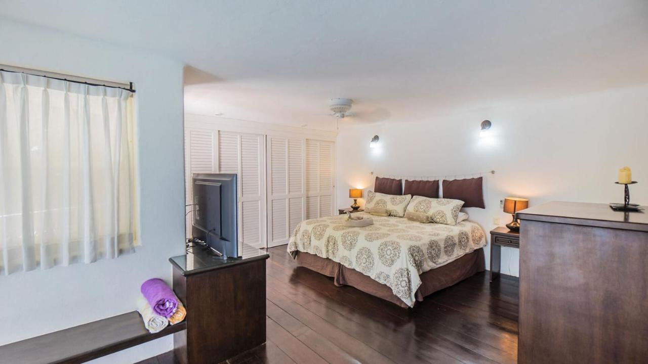 Royal Palms By Bvr Apartment Плая дел Кармен Екстериор снимка