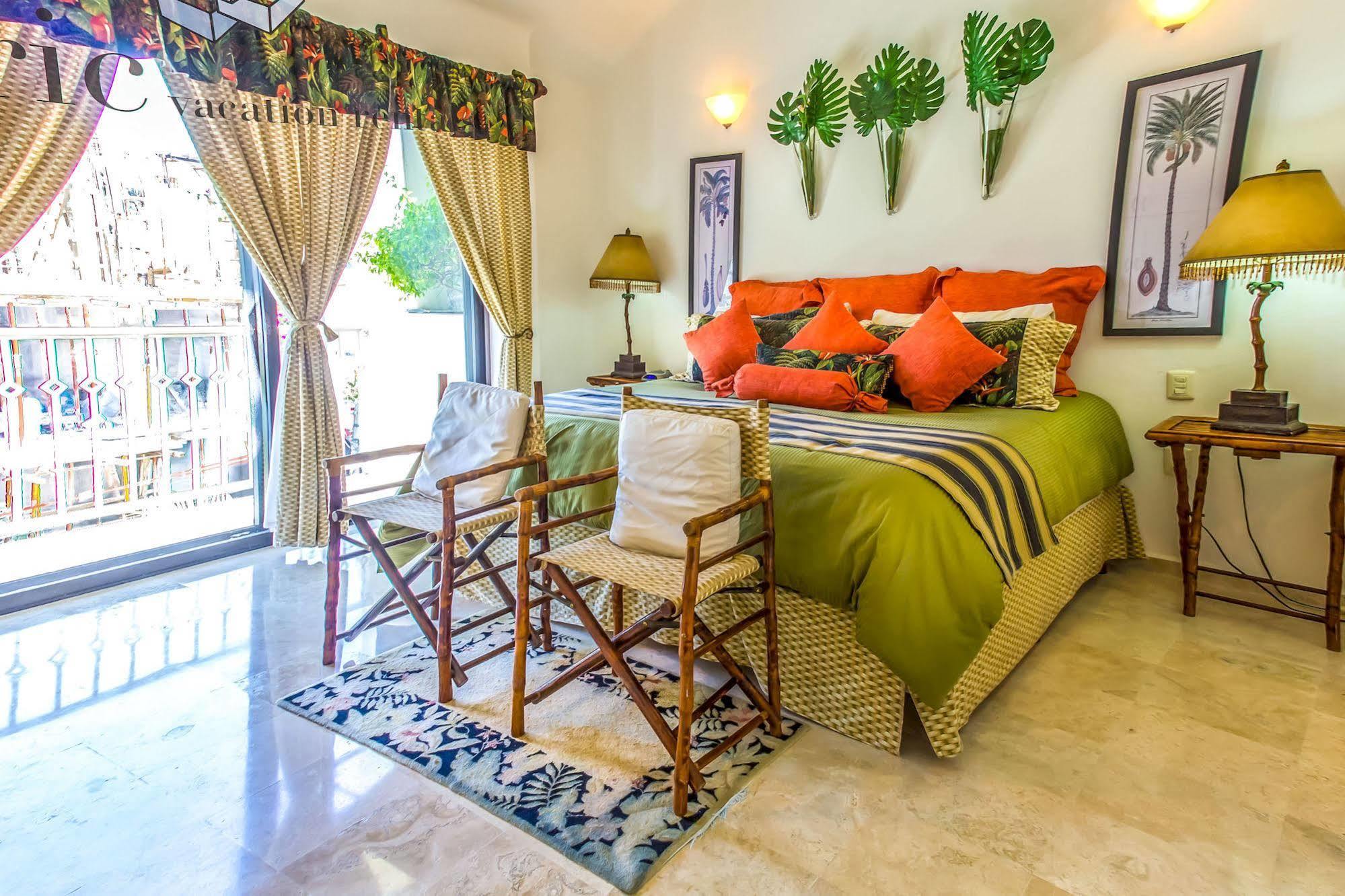 Royal Palms By Bvr Apartment Плая дел Кармен Екстериор снимка